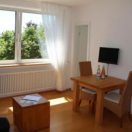 Apartment Der Loewen Hagnau