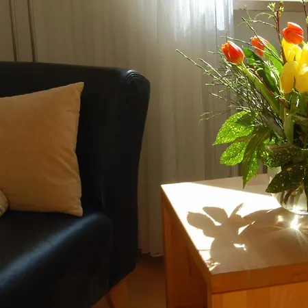 Apartment Der Loewen Hagnau