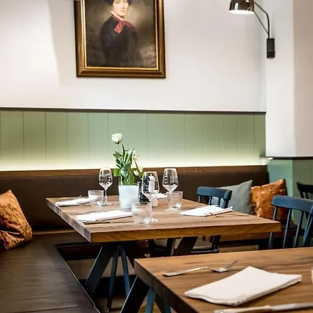 Der Loewen Apartamento Hagnau