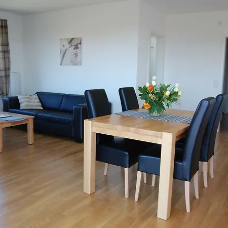 Apartment Der Loewen Hagnau